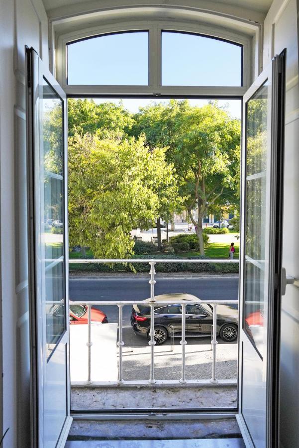 Casa St Yves - Sunny Flat In Setubal On Av Luisa Todi Apartment Bagian luar foto