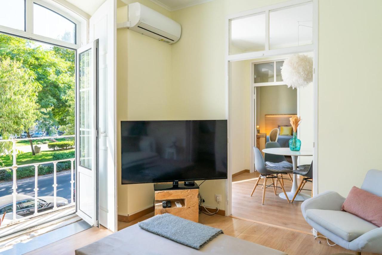 Casa St Yves - Sunny Flat In Setubal On Av Luisa Todi Apartment Bagian luar foto